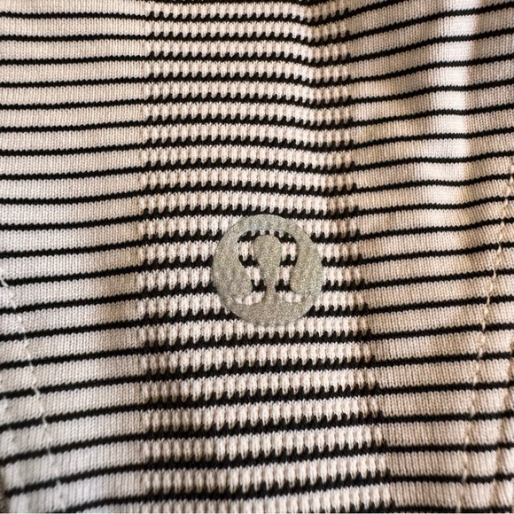 Lululemon Swiftly Tech Racerback Tank Top Striped Black White - Picture 4 of 6